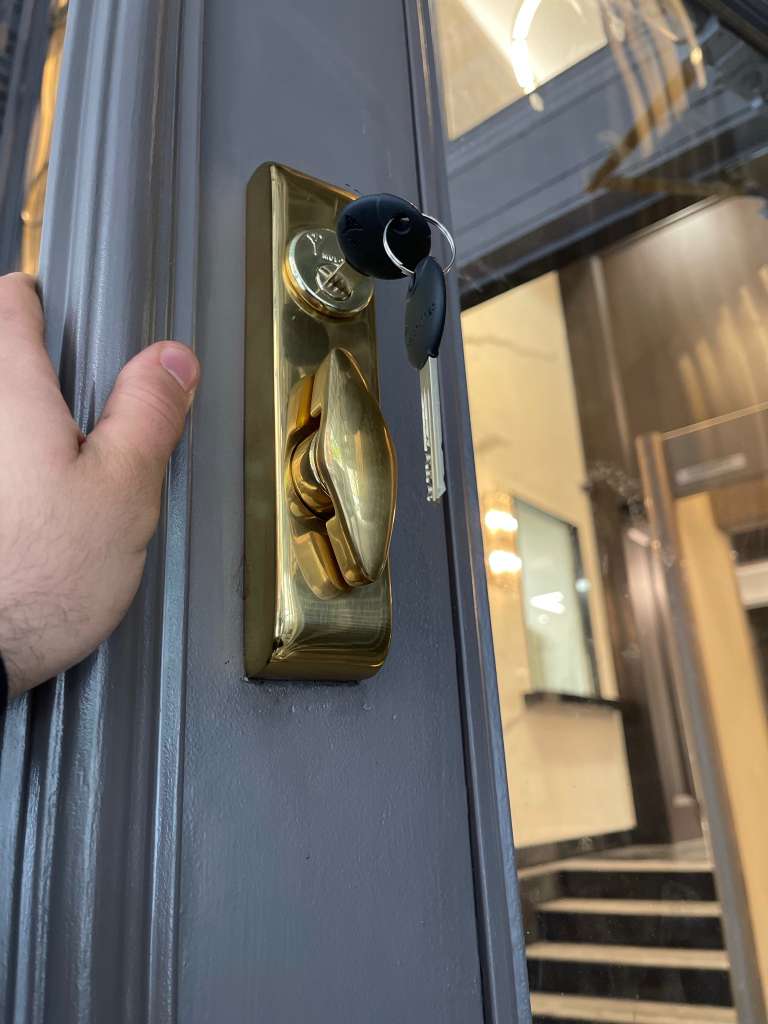 Rim lock installation restaurant door NYC