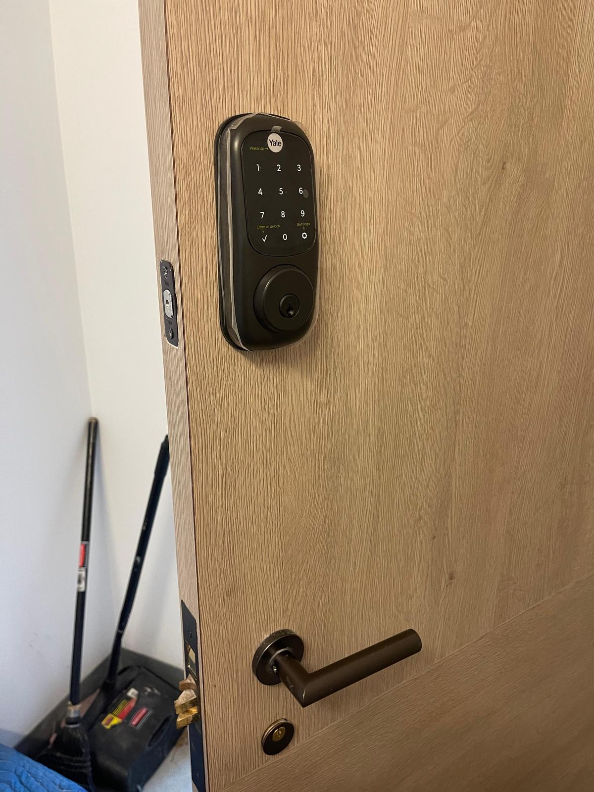 Professional lock service